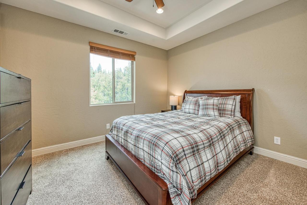 Comfort Lodge Shaver Lake Exterior photo